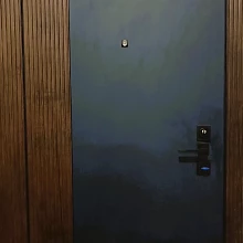 Входная дверь в квартиру с МДФ ДМК-171